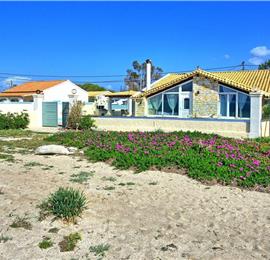 3 bedroom seaside villa with pool, Acharavi, sleeps 6